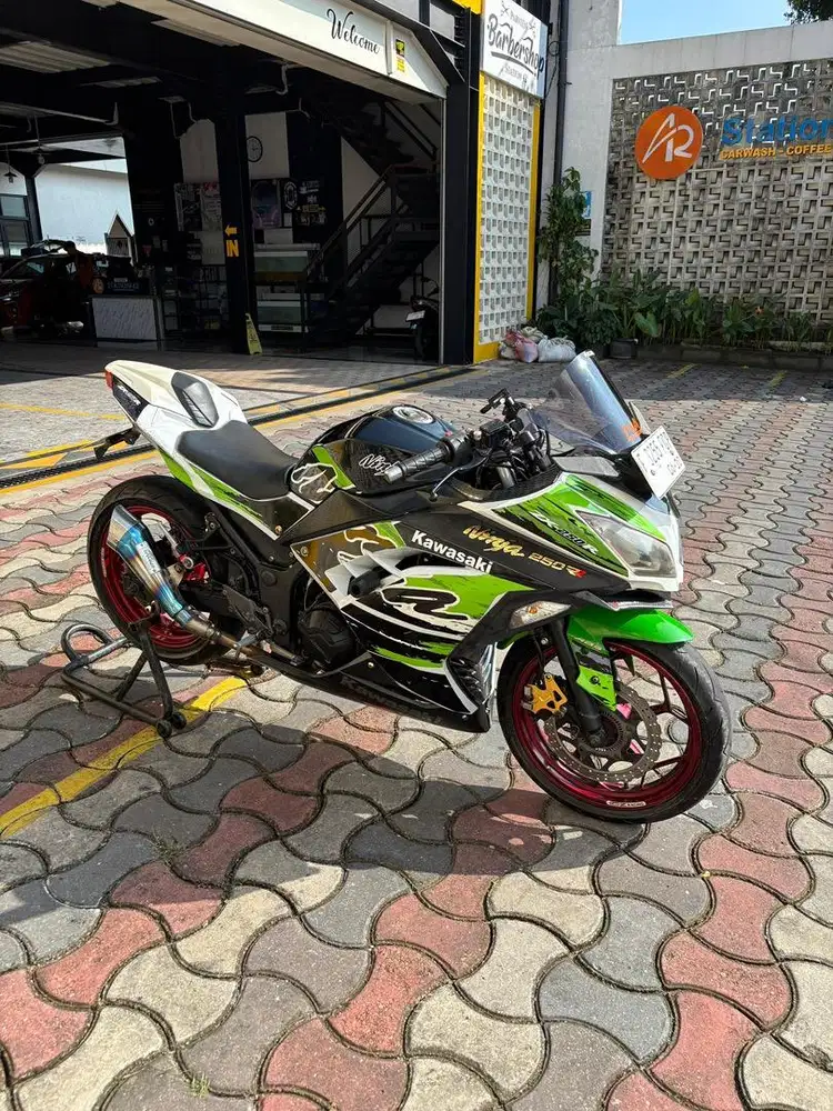 KAWASAKI NINJA 250 FI ABS 2013