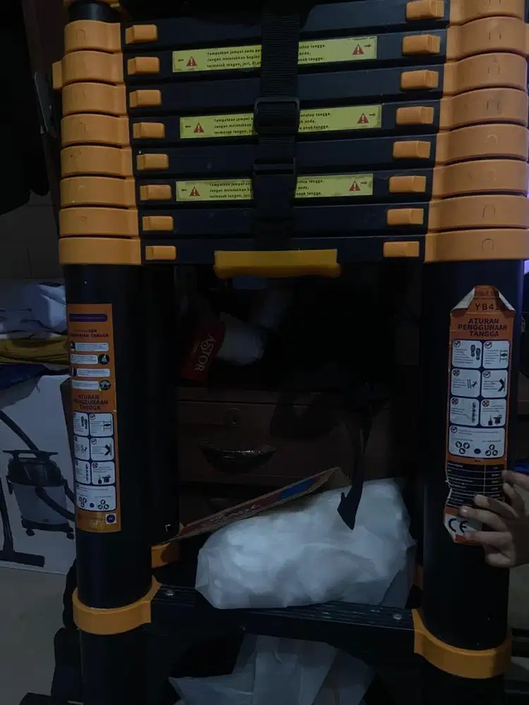 Dijuali Tangga Teleskopik Aluminium Double Telescopic Ladder YB4