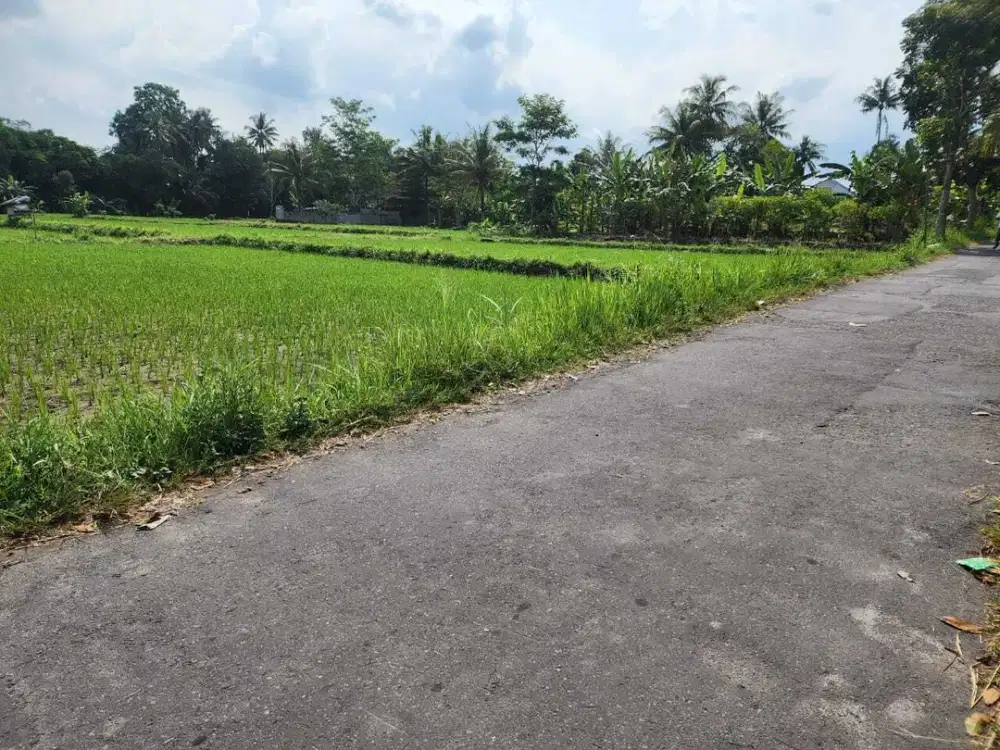 Sleman, View Merapi, Jakal Km 14, Pinggir Aspal, SHM Pekarangan