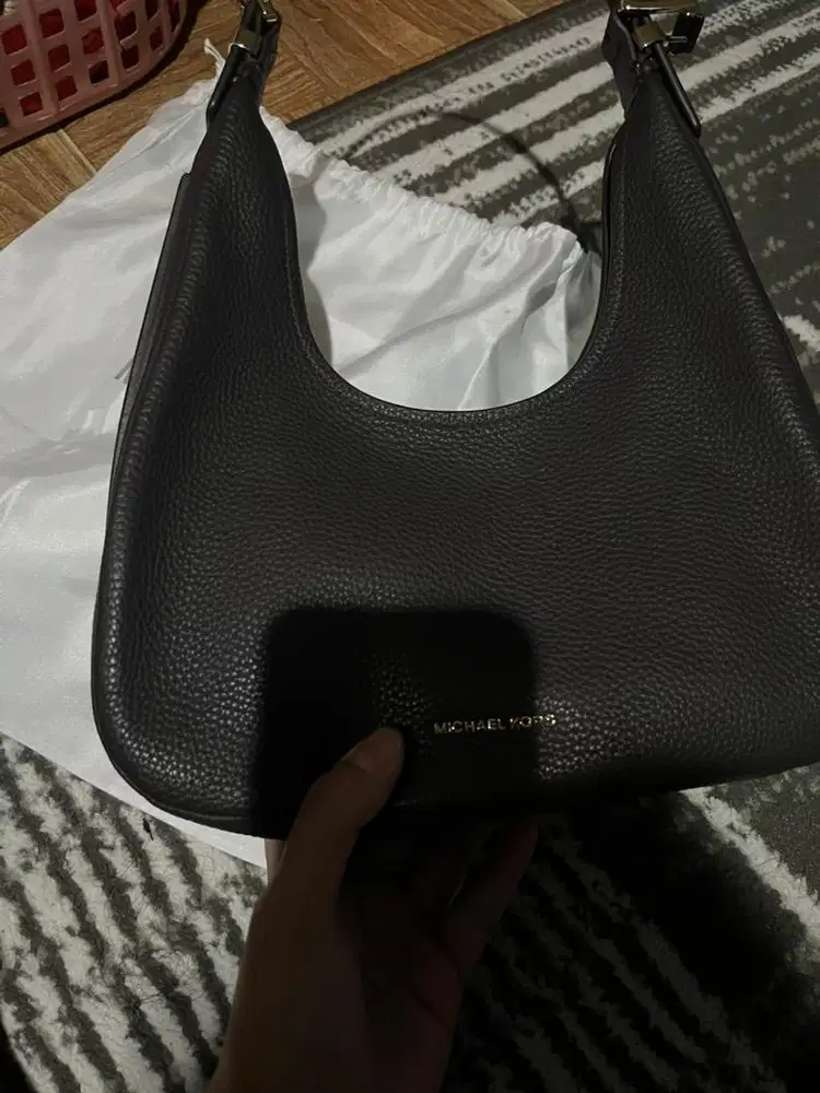 Tas wanita Michael Kors