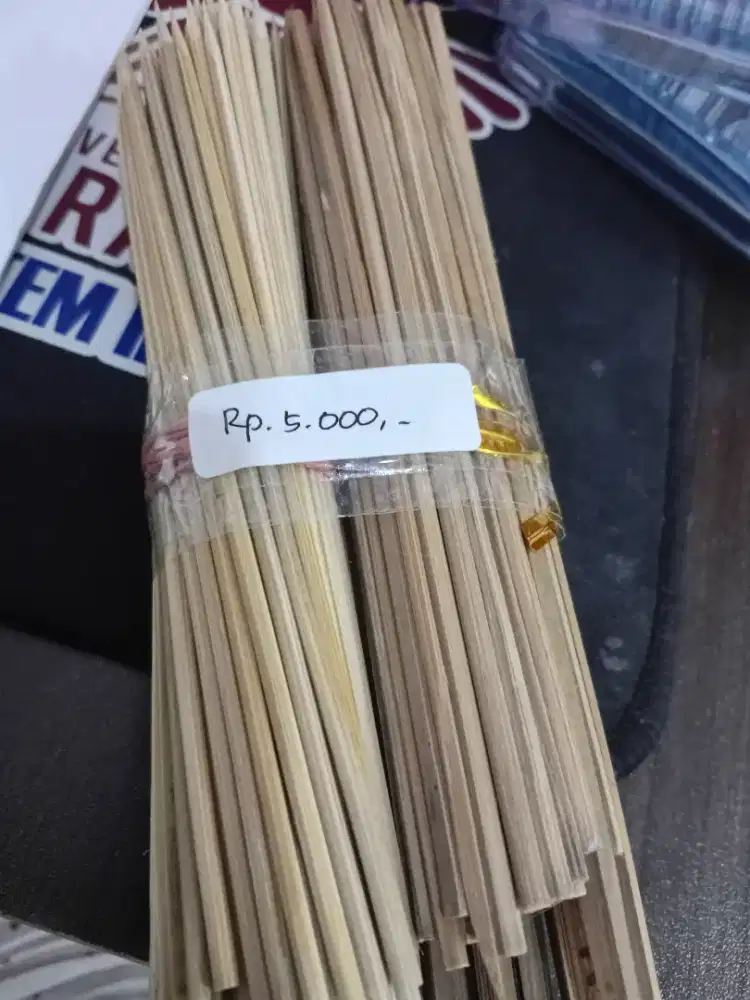 Tusuk Sate Kecil dan Beasar