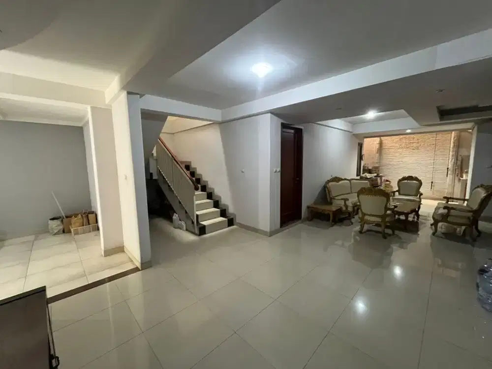 DIJUAL RUMAH RESIDENCE DI PLUIT TIMUR!
