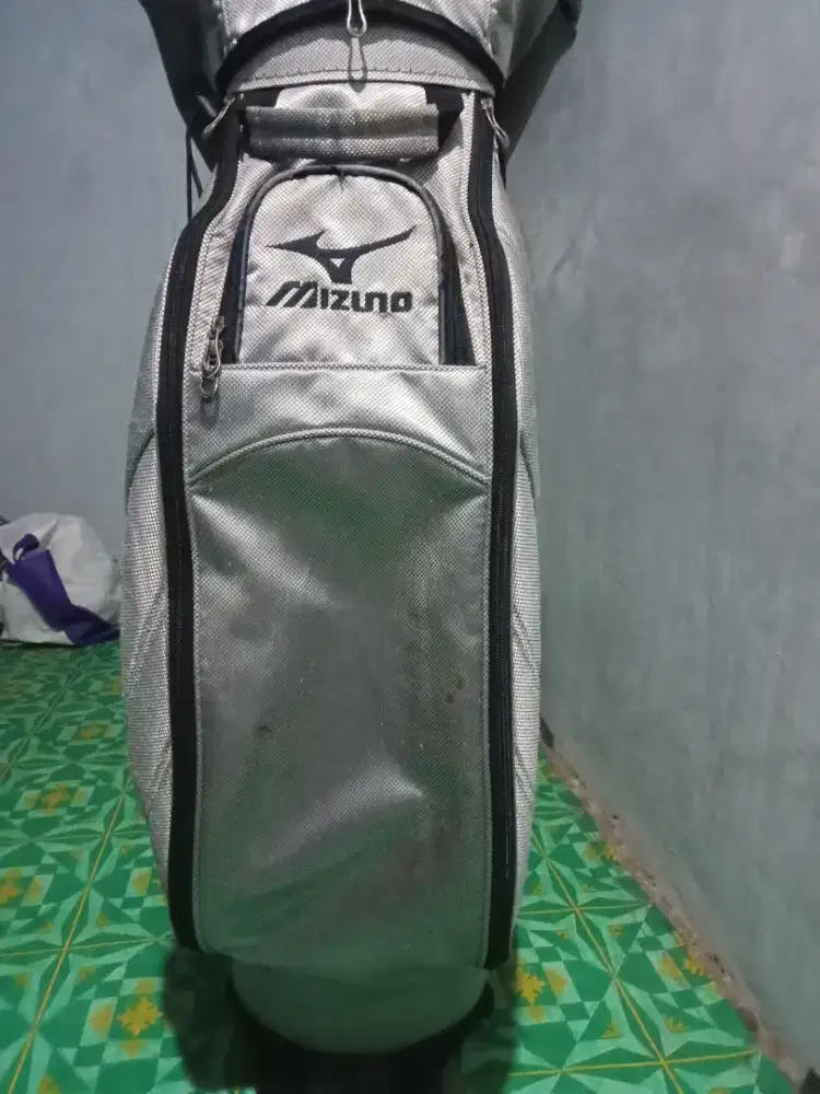 Tas stik golf bekas