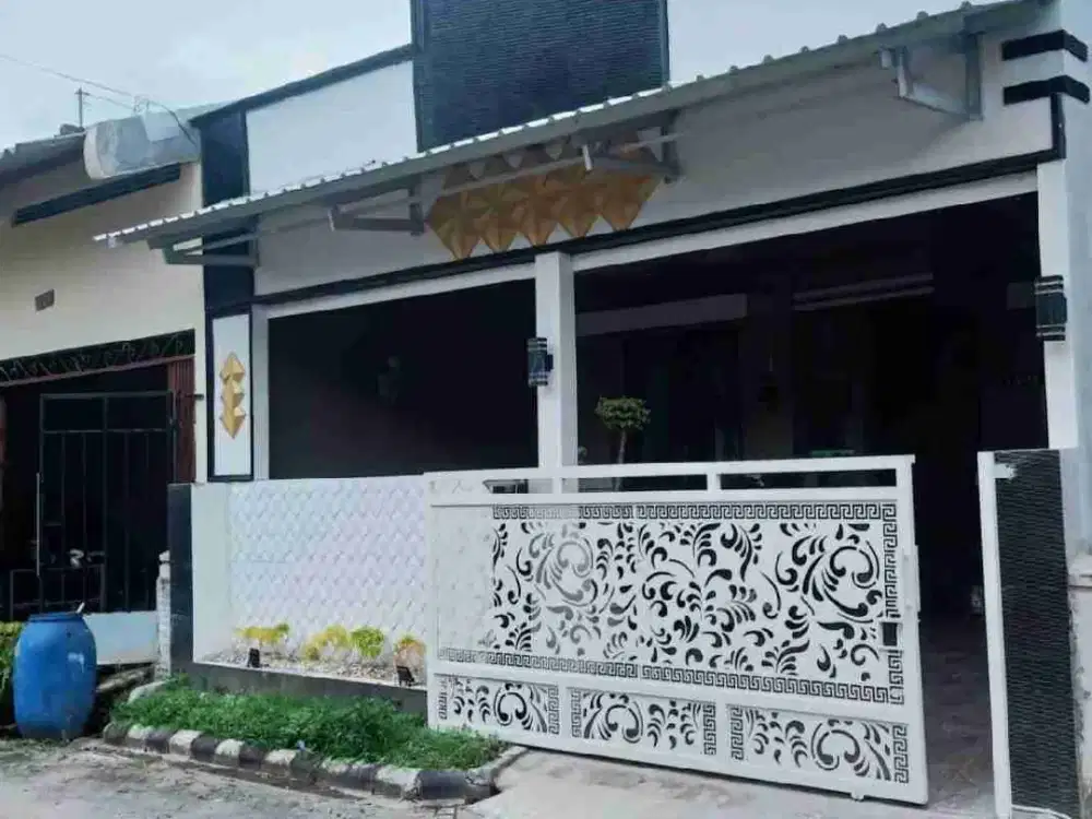 Rumah Bagus di Kawasan Elite Plamongan Indah Semarang Timur