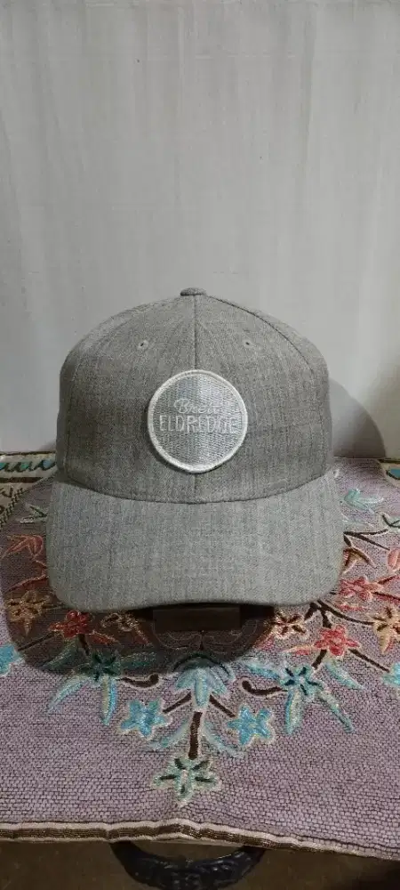 Snapback Yupoong 
Brett Eldredge
All size
Full tag