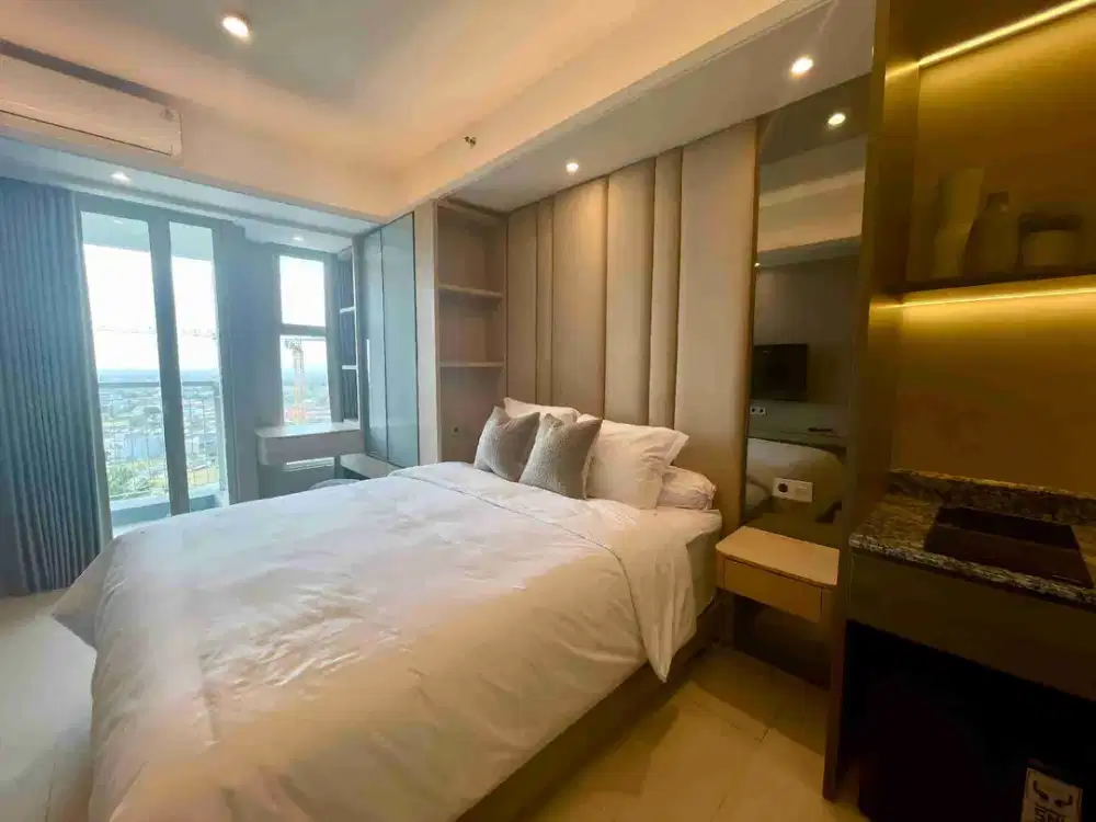 SEWA CEPAT! UNIT LANGKA! NEW GRESS! Apartemen BENSON connect PAKUWON MALL (studio langka, view kolam, lantai rendah, unit favorit).