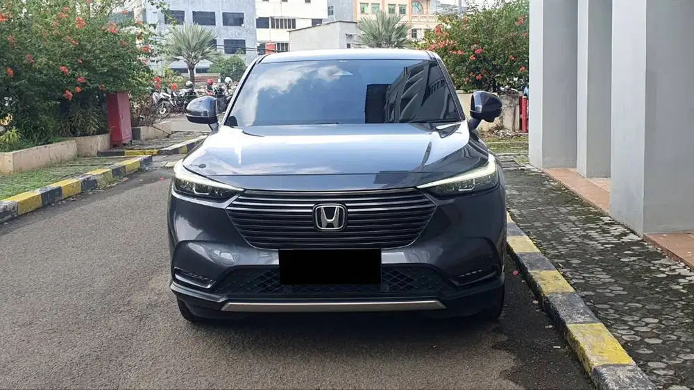 Honda HRV HR-V HR V SE 1.5 Sensing Panoramic 2024 Gress Like New Recor