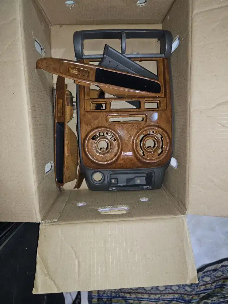 panel wood avanza gen1 | 2003-2011