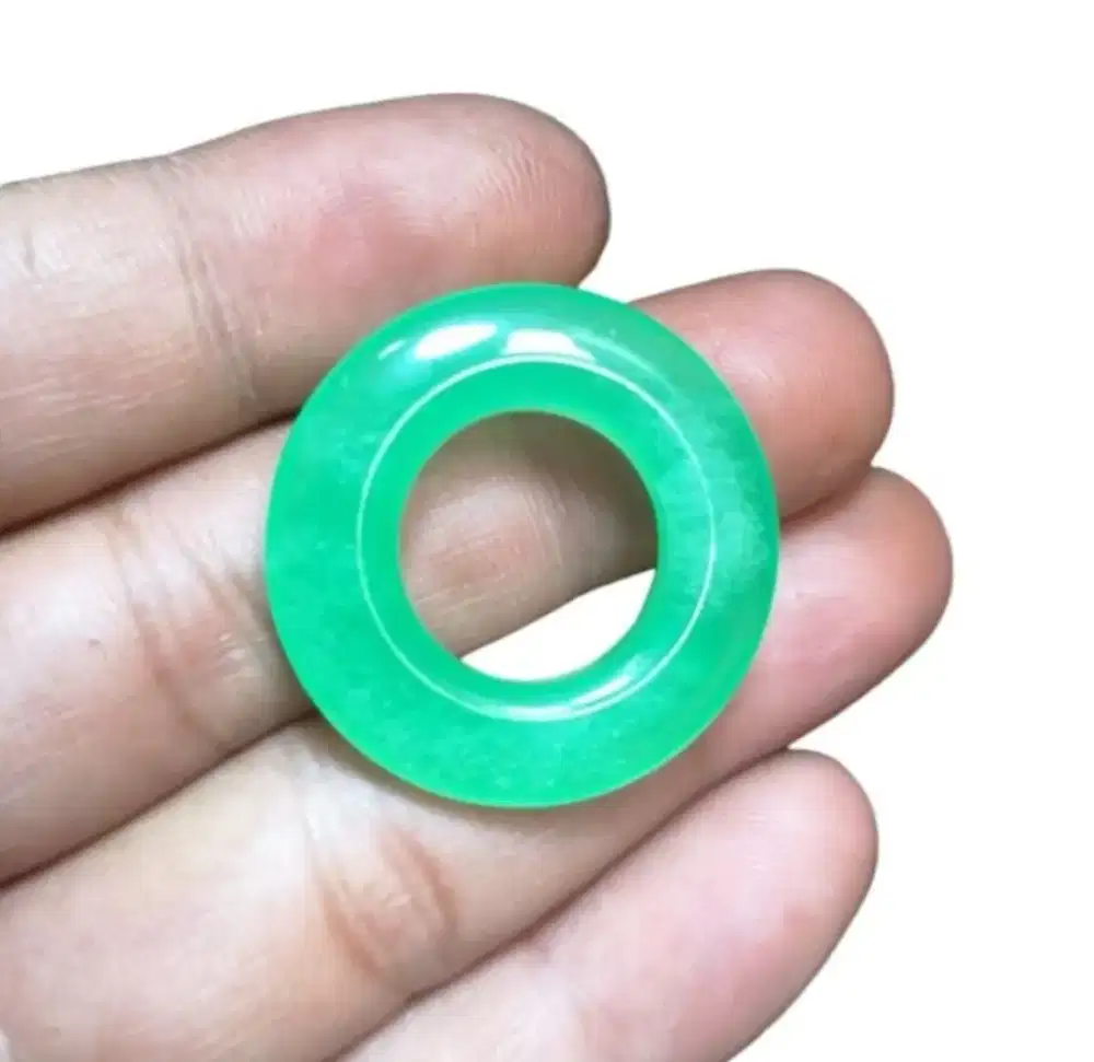 Liontin batu natural Jadeite jade giok  kalung pria wanita