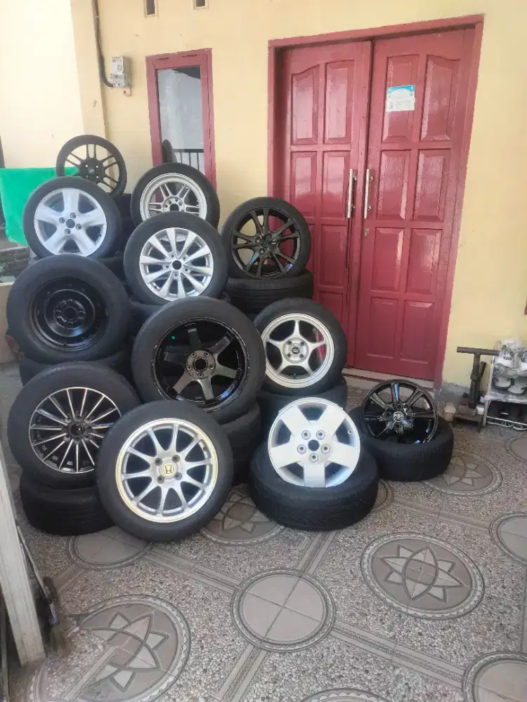 Jual berbagai velg copotan mobil