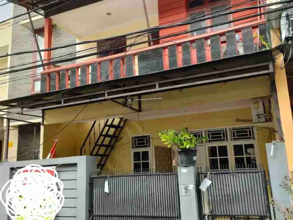 RUMAH SIAP HUNI 2 LANTAI TOMANG