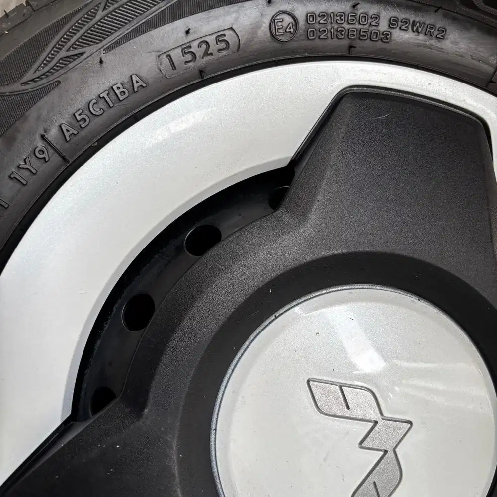 Velg dan ban ban copotan air ev ban nik 2025