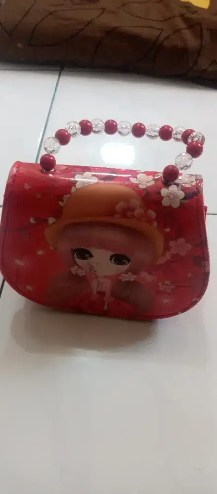 Tas cewek cantik nya  masih bagus mulus