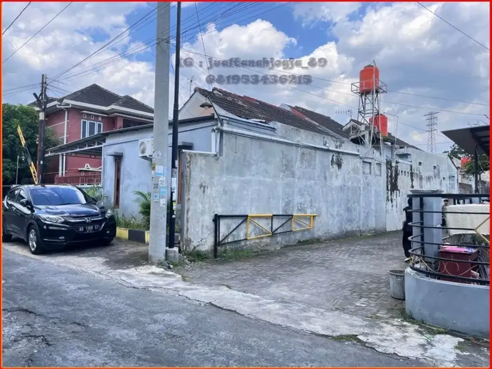 Dalam perumahan Lempongsari di palagan ,SHM P unit