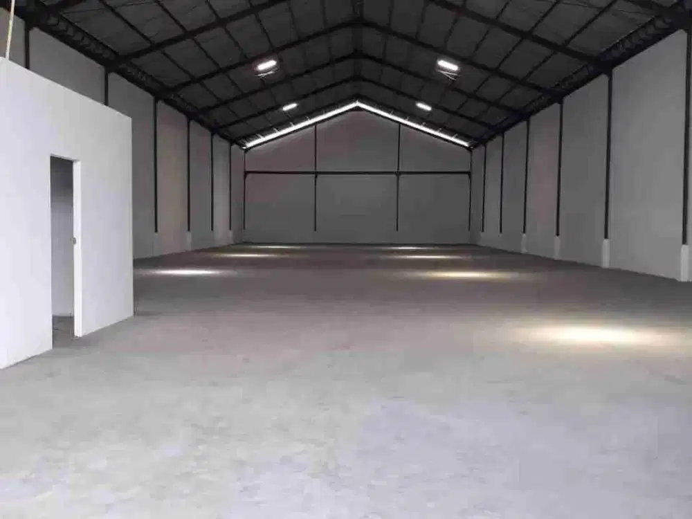 DISEWAKAN Gudang MUTIARA TAMBAK LANGON (MARGOMULYO) - Surabaya
Lt. 17,2 m x 80 m = 1.376 m²
