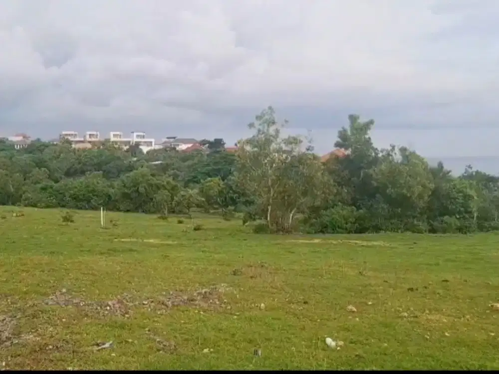 Tanah setrategis di kawasan pantai pandawa