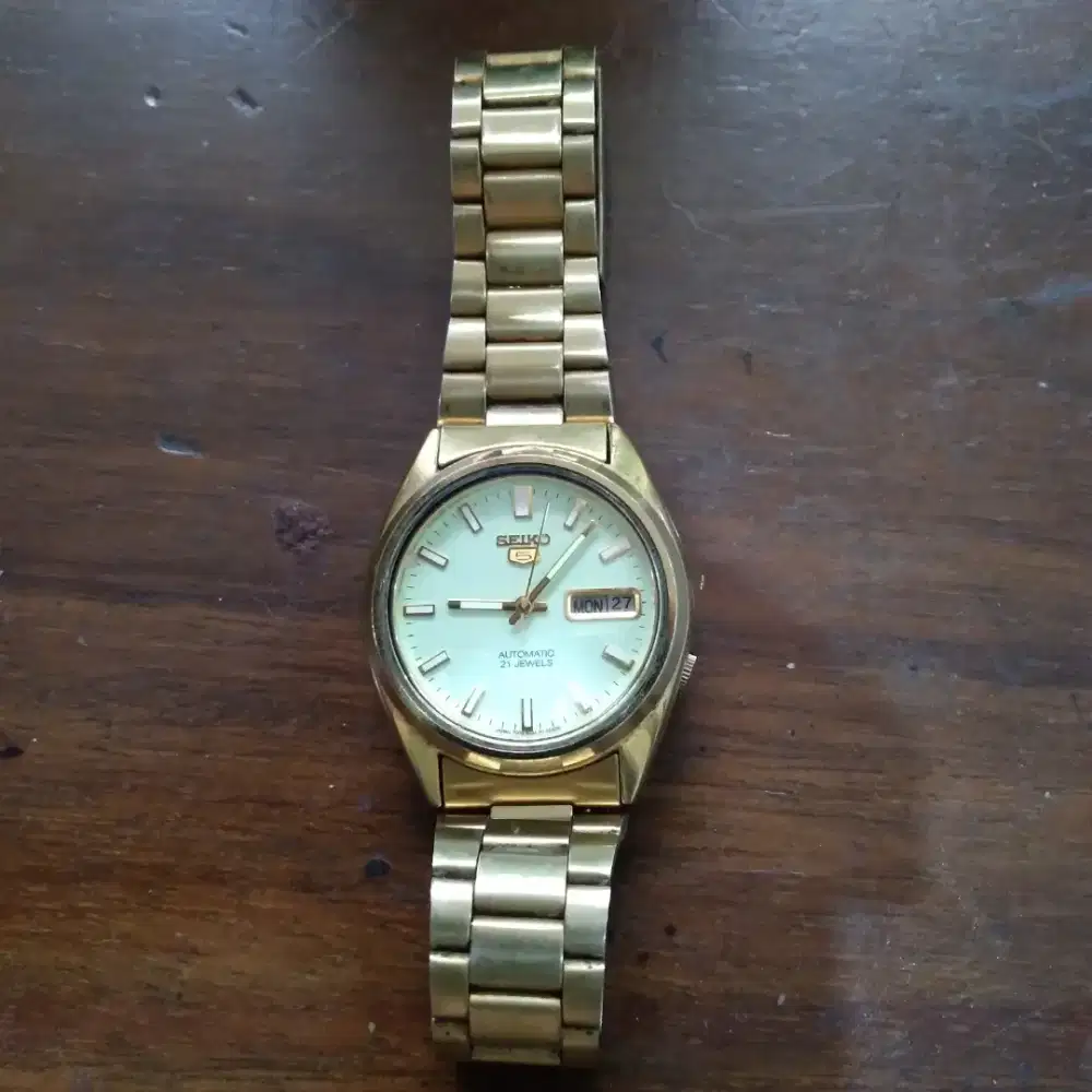 Jam tangan pria seiko 5 automatic 21 jewel gold original