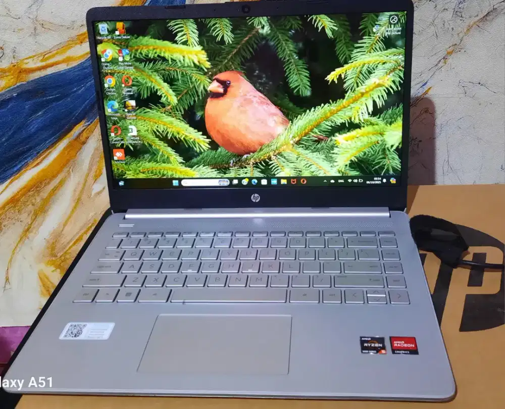 LAPTOP  HP 14 RYZEN 5625 16GB