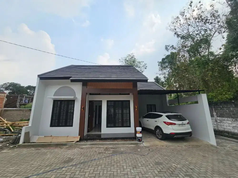 RUMAH BARU DALAM CLUSTER UTARA SLEMAN CITY HALL