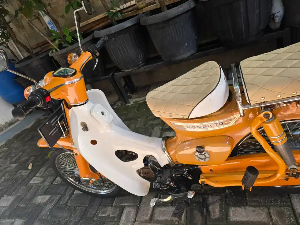 Honda c70 /honda ulung