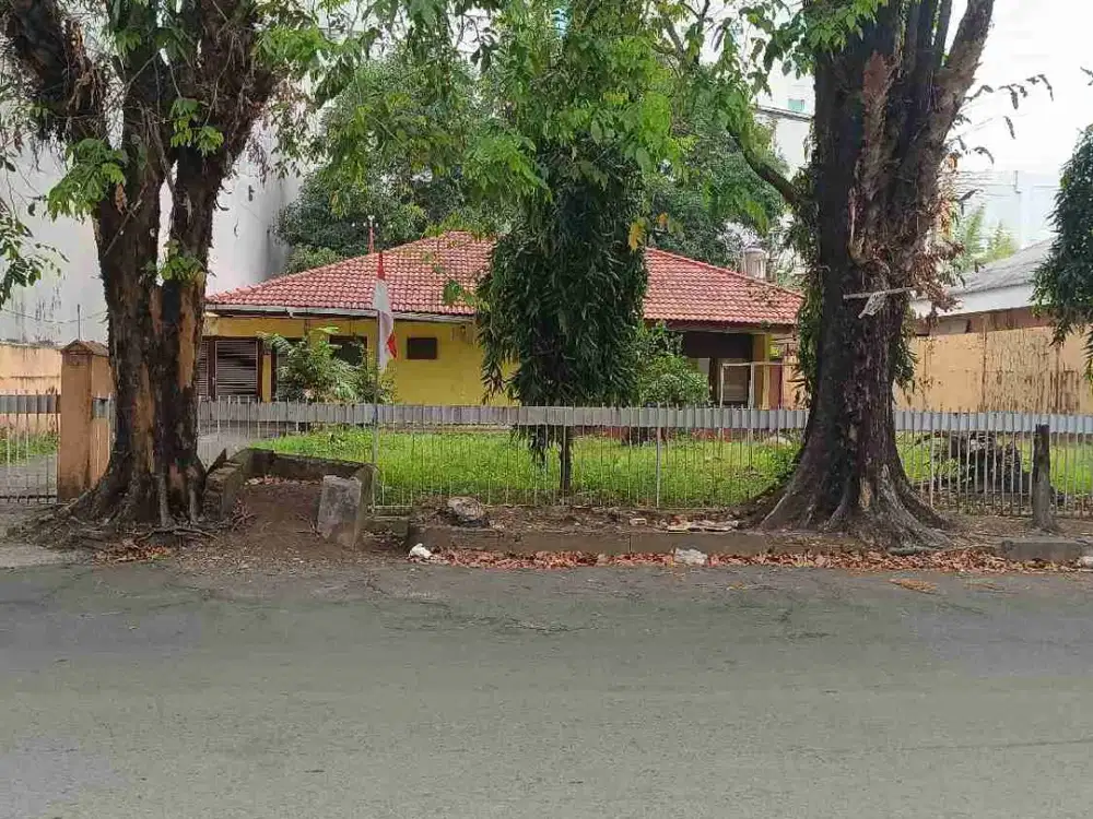 dijual rumah 1 lantai tengah kota Makassar