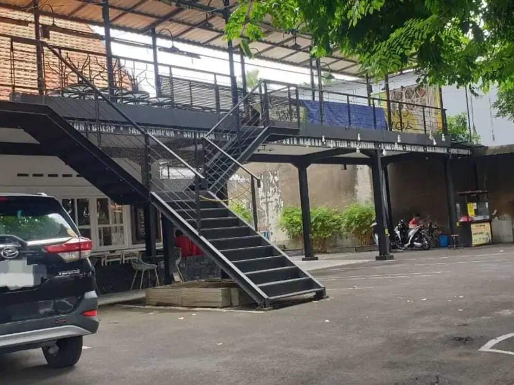Tempat usaha /kuliner . Daerah Indragiri Surabaya
