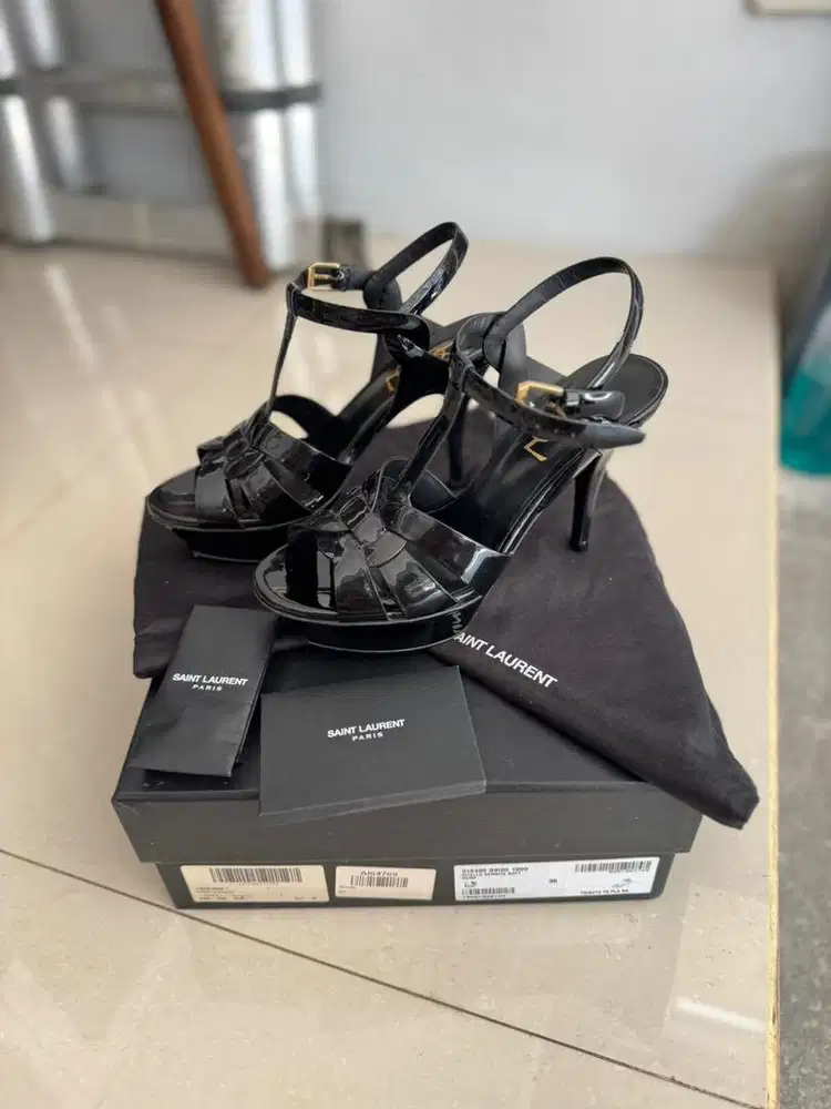 Preloved Heels Saint Laurent Kulit Hitam 36