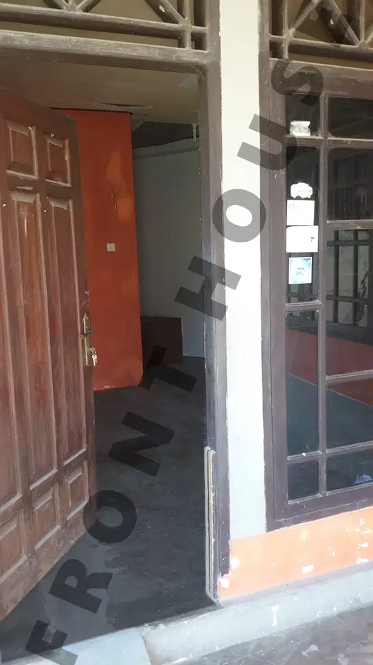 Rumah Kontrakan, Baca Deskripsi, Menikah, DLL