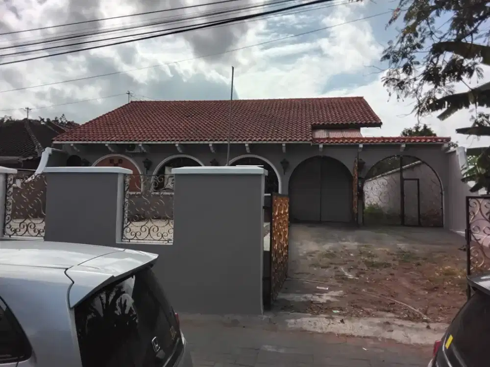 Jual rumah di janti caturtunggal depom sleman yogyakarta