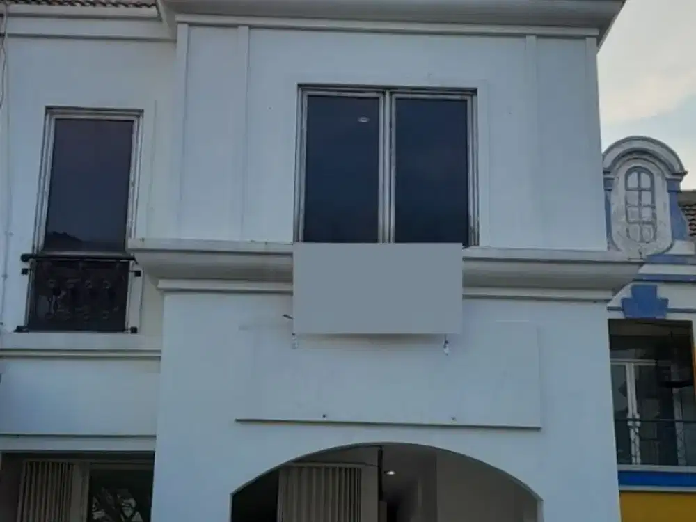 Egda. Ruko di Sewakan di Ruko Palais Deltamas