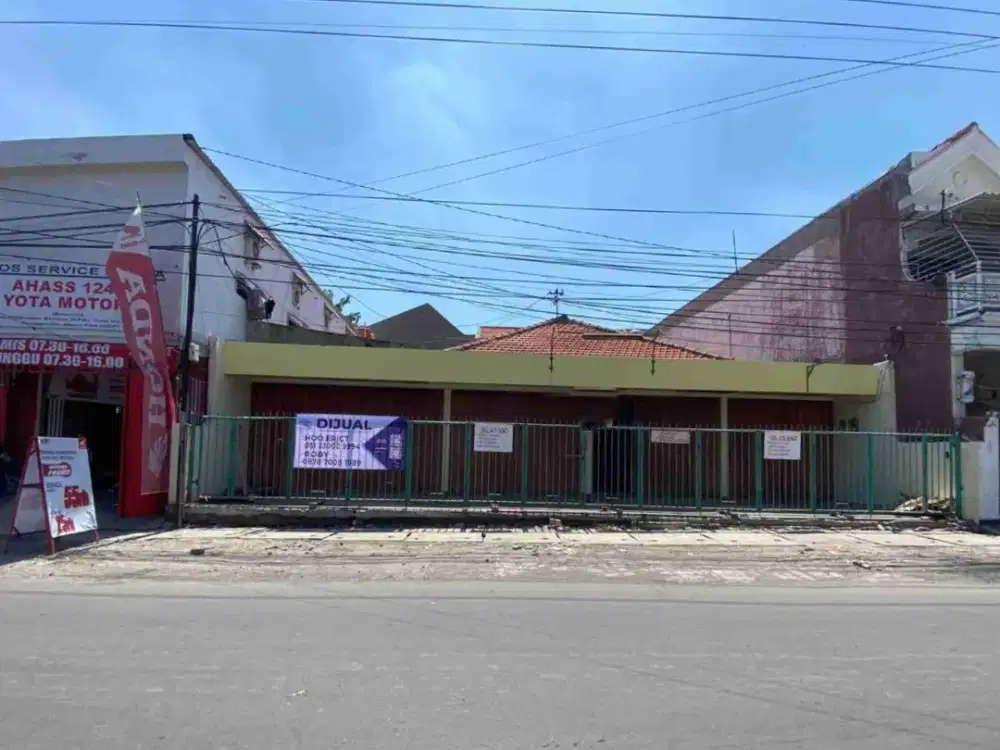 Rumah Usaha Jalan Raya Dukuh Kupang, Cocok untuk Ruko Atau usaha