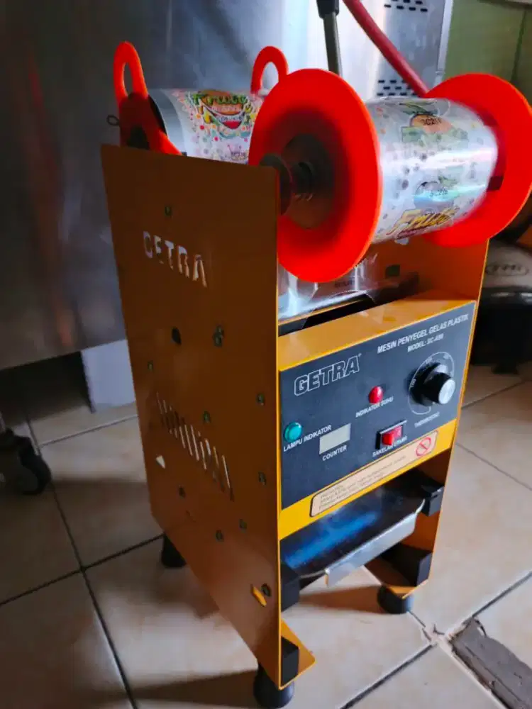 Cup Sealer merk Getra model SC-A90, Daya listrik 315 Watt