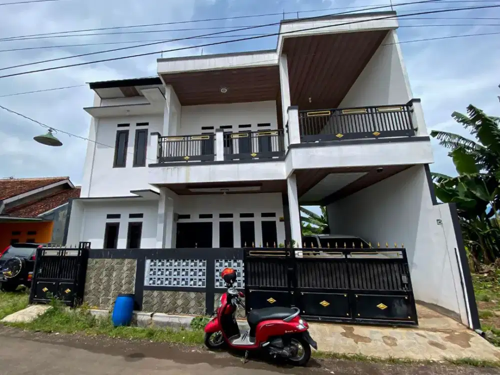 Rumah Bagus 2 Lantai Siap Huni dekat Pusat Kota Cianjur