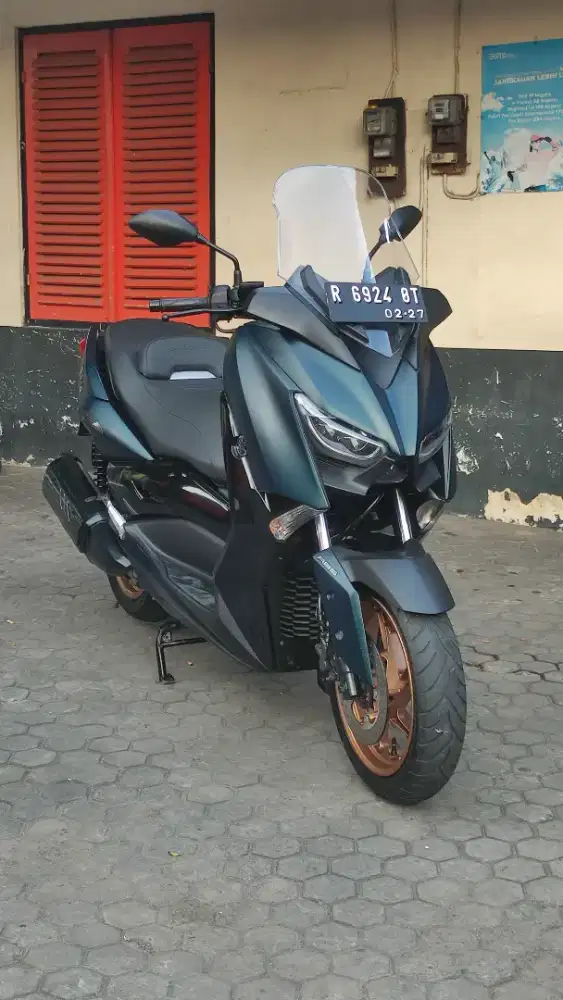 Yamaha Xmax 250 2022 mulus seperti baru