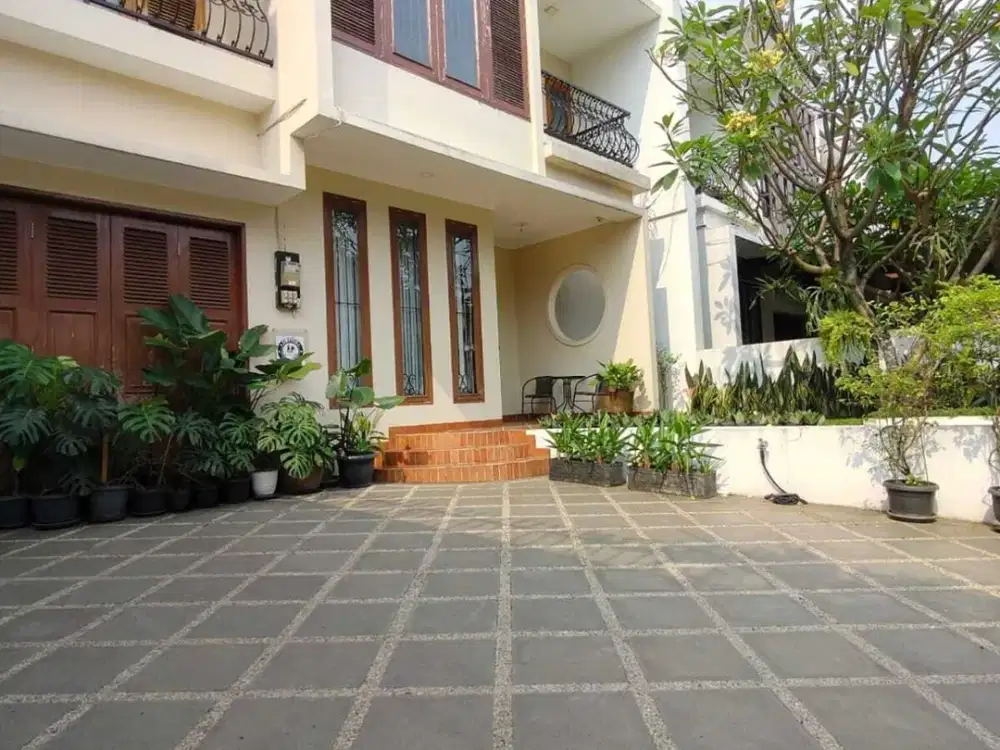 Dijual Rumah Siap Huni Dalam Komplek Di Cibubur Jakarta Timur