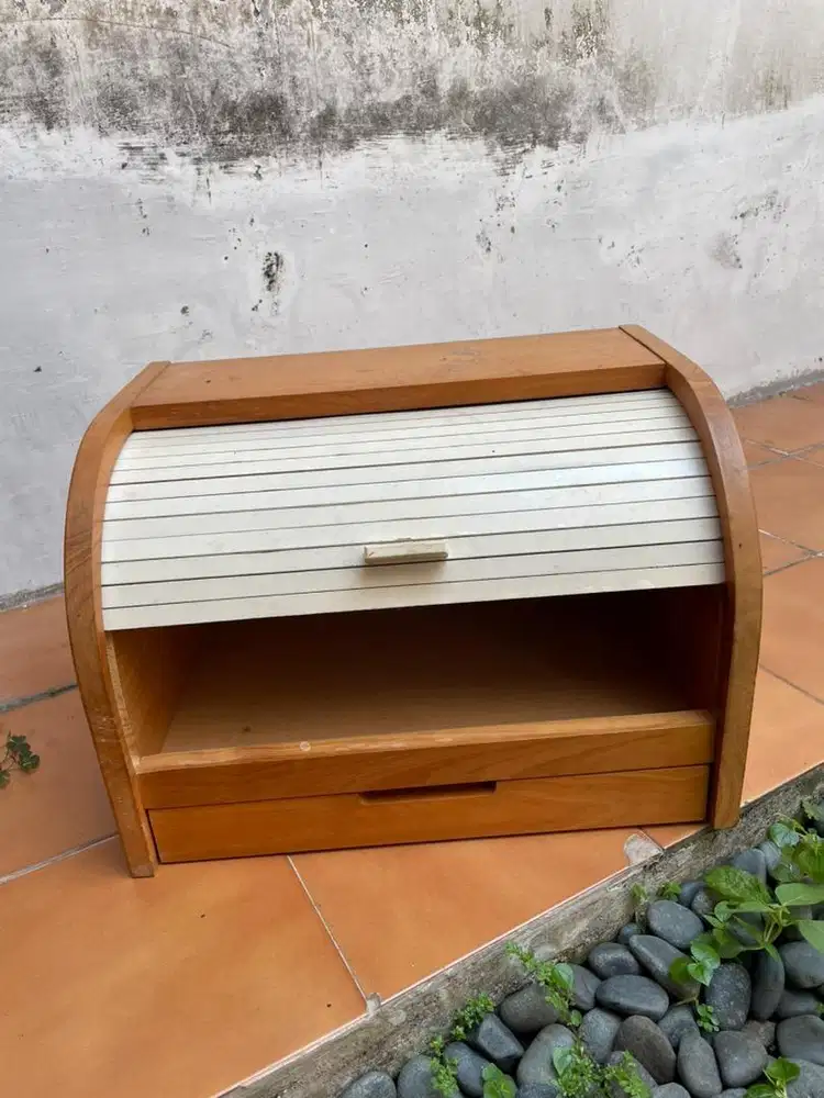 Box Roti Slide Laci Uwitan