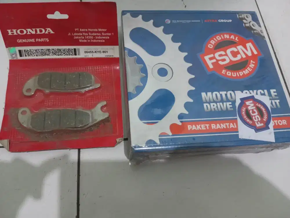 Jual murah rantai full set + kampas depan motor megapro new