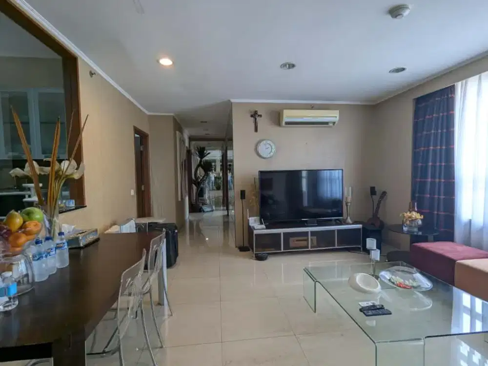 Apartemen Paladian Park Kelapa Gading. 3 BR Siap Huni
