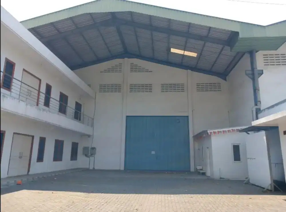 Disewakan Gudang zona industri