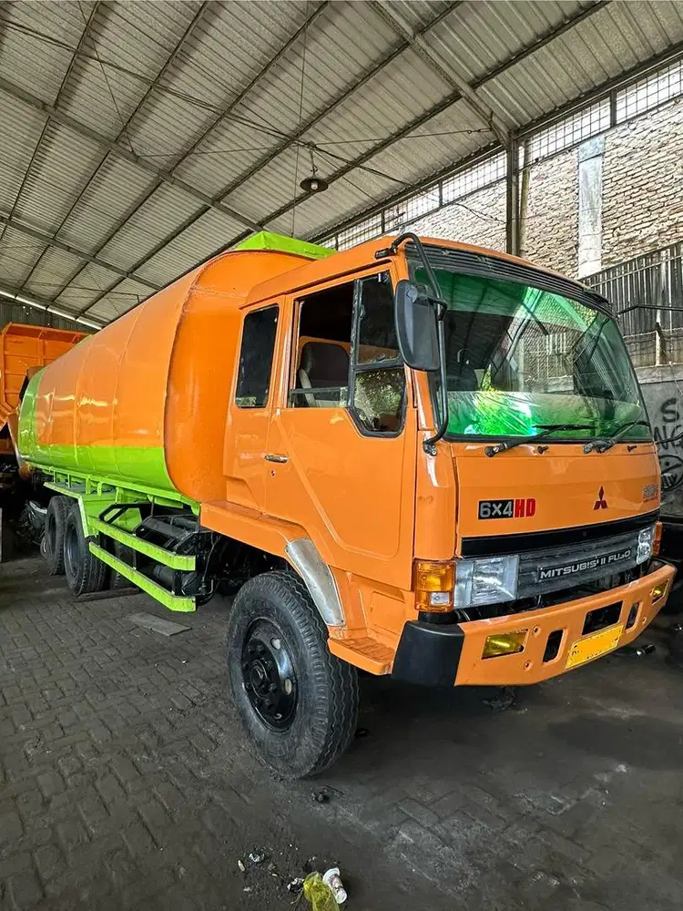 Mitsubishi Fuso 6x4HD 2019 Tangki CPO 30 Ton