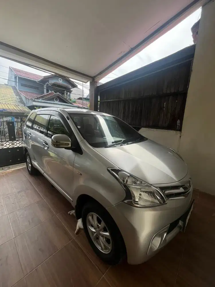 Toyota New G Avanza 2012