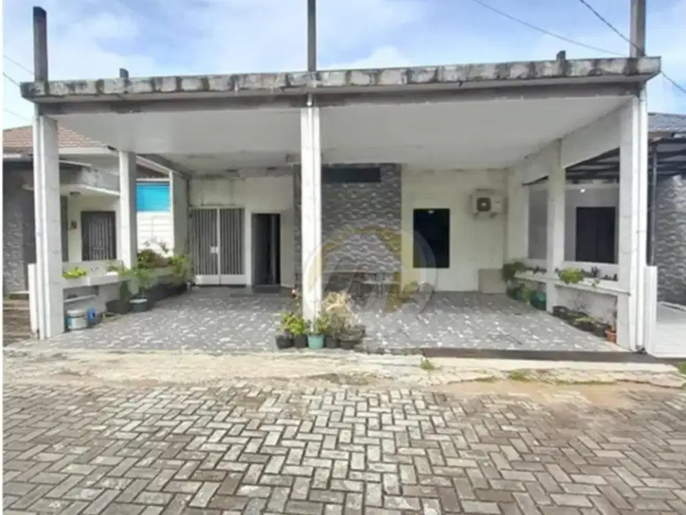 Di jual cpt rmh siap huni di Paris 2,lokasi strategis dan rame