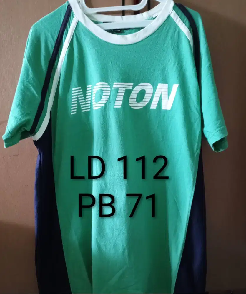 Kaos Noton Hijau
