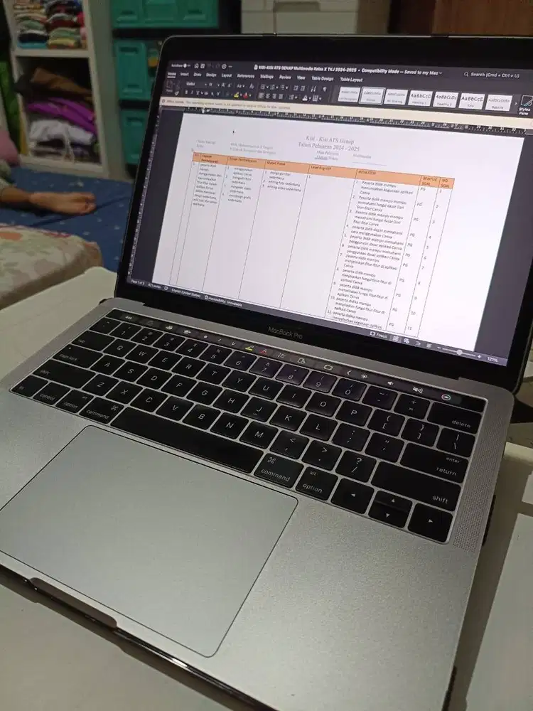 Jual Macbook Pro 13 Th 2016 Akhir mulus