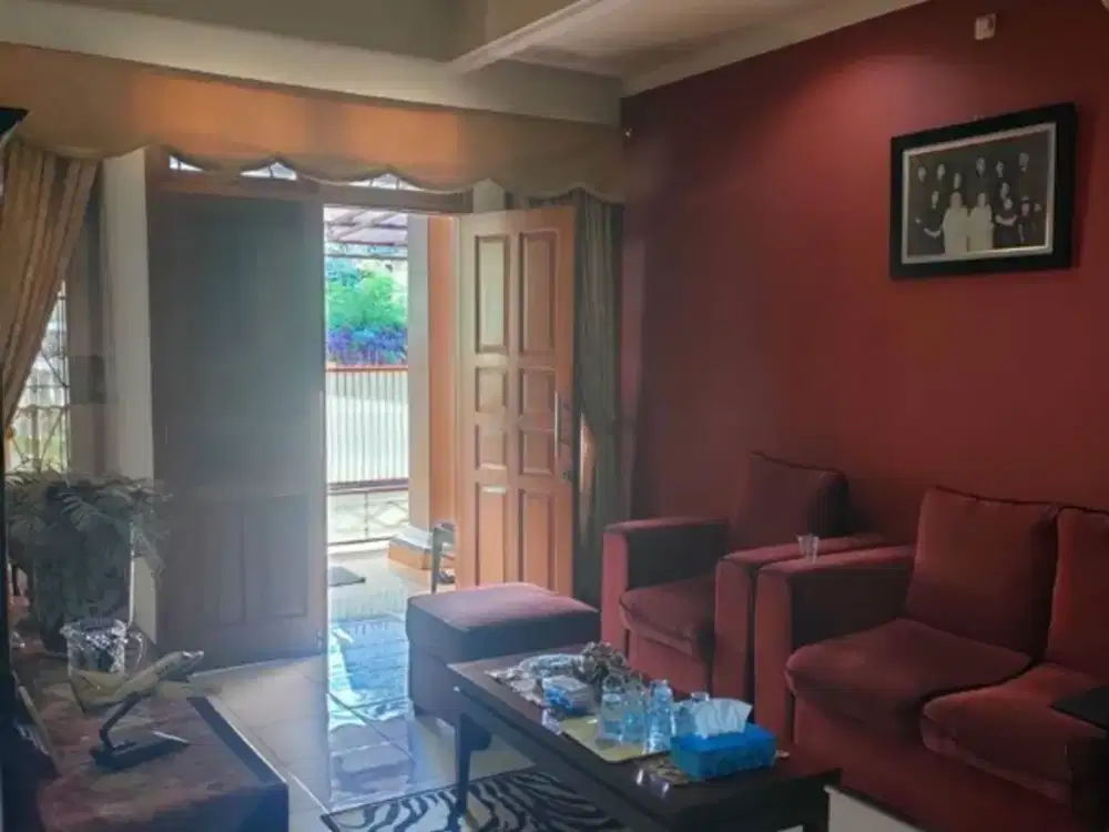 dijual rumah bagus di Tulodong kebayoran baru Jakarta