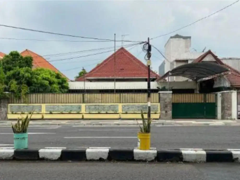 Dijual Rumah Bengawan Darmo Diponegoro