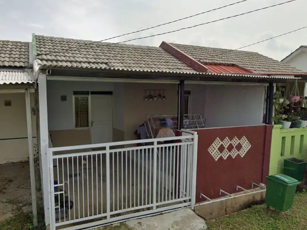 Rumha Hadap Selatan 4 Menit ke RSUD Cileungsi Dibantu KPR J-32555