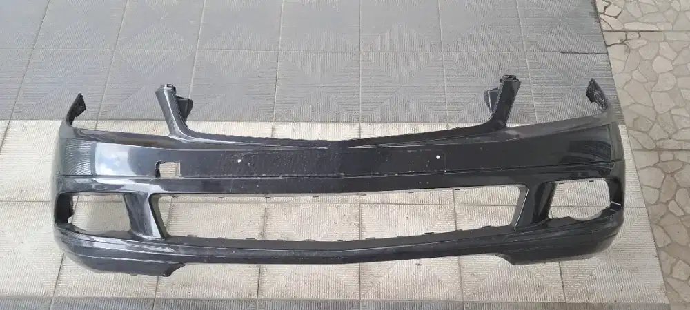 BUMPER DEPAN MERCY C200 W204
