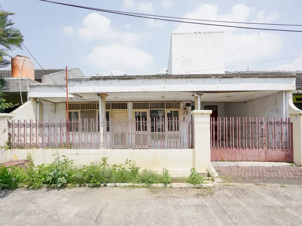 Rumah Luas 6 Menit ke Grand Galaxy Park SHM Dibantu KPR J-31737