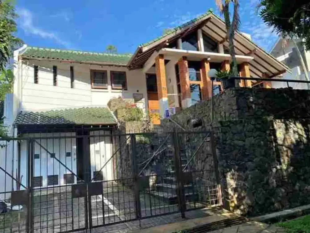 Rumah view taman hutan PPR ITB dago